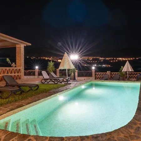 Mit Privatpool Fuer 8 Personen Ca 110 Qm In Frigiliana, Andalusien Costa Del Sol Holiday home Frigiliana